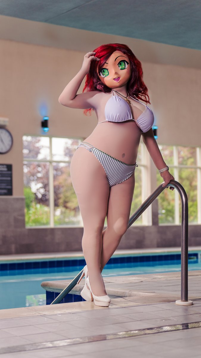 Afrodyte87's tweet image. Hey You--watcha&apos; doin&apos;!? It&apos;s Fri-Yay and the weekend sparkle starts poolside!!

Are you bold enough to join me in the deep end? 😉

What’s your weekend flex?

📸: @CelesHalcyon
🎨: @Afrodyte87

#PoolsideVibes #HelloWeekend #kigurumi #KawaiiSummer #RTPSKig #friyay