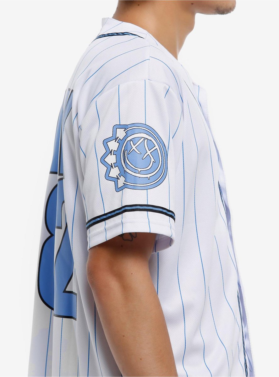 blink182py's tweet image. 🆕👕 ⚾ Nueva remera oficial de blink-182 ya disponibles en HotTopic
🔗
hottopic.com/product/blink-…