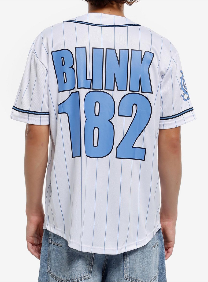 blink182py's tweet image. 🆕👕 ⚾ Nueva remera oficial de blink-182 ya disponibles en HotTopic
🔗
hottopic.com/product/blink-…
