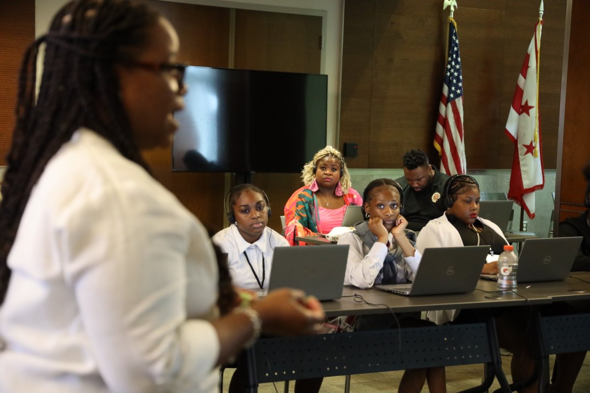 OUC_DC's tweet image. MBSYEP participant had the opportunity to hear from OUC team members from a number of divisions - 911 and 311 Operations, I.T., Wellness, and more - about their careers. They ended their day with a mock CritiCall exam to test their decision making, typing, and mapping skills.