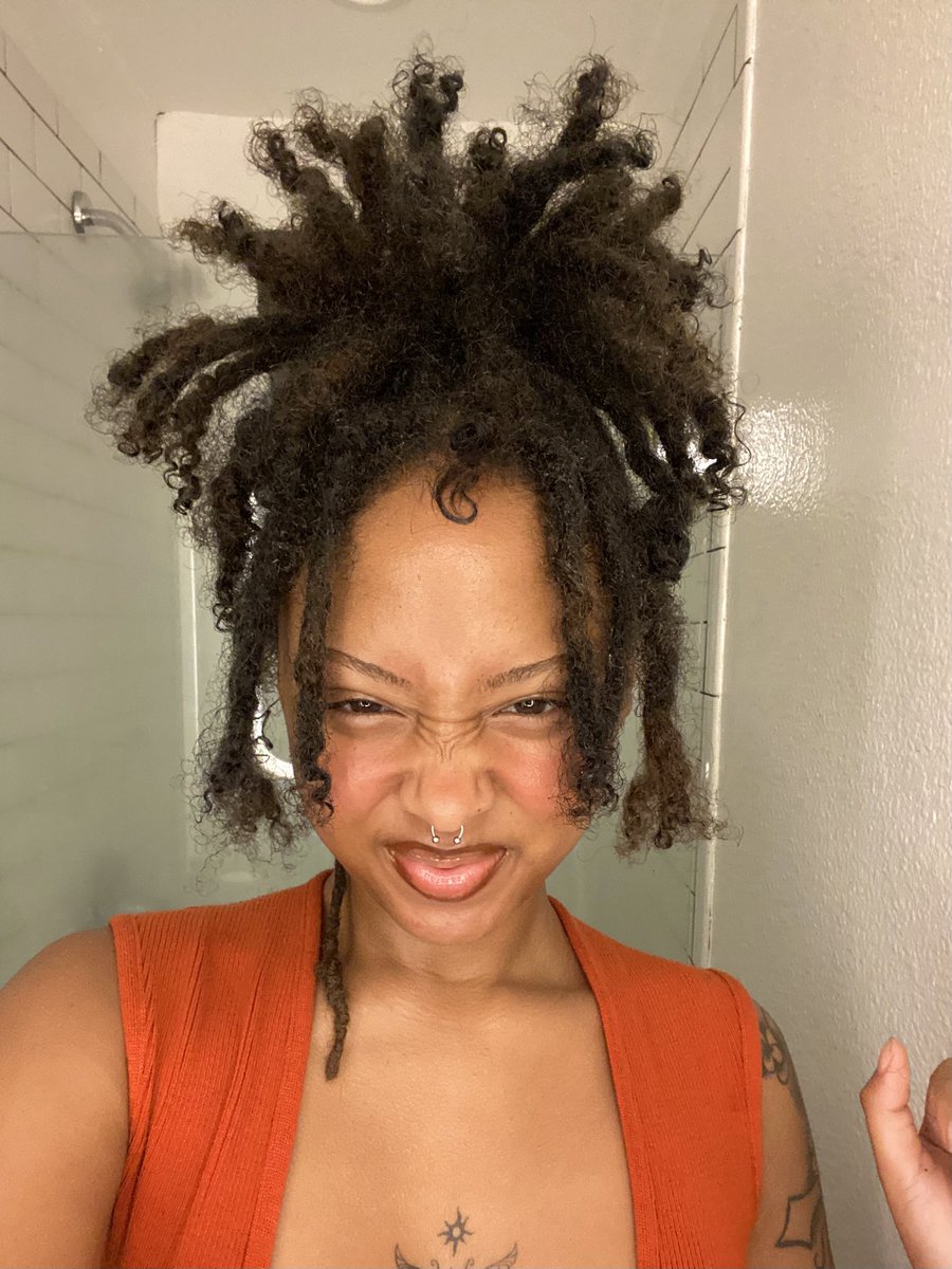 sereniitysol's tweet image. my hair was so cute this day