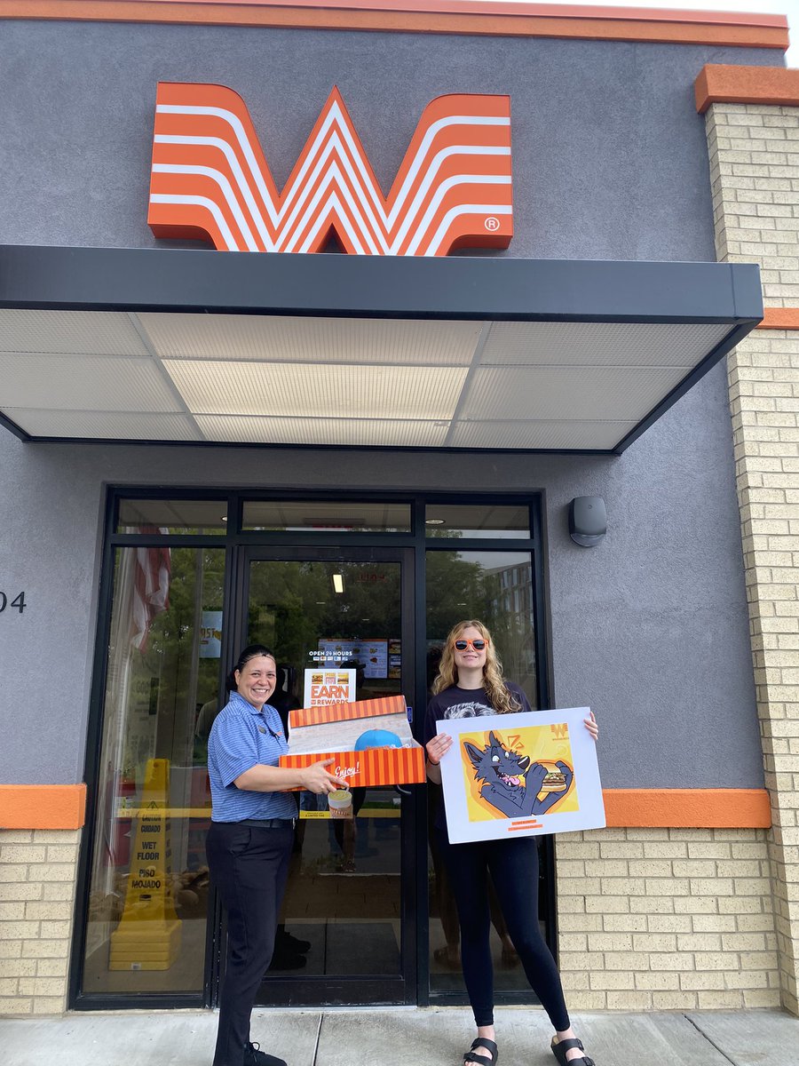 Whataburger invited Brentwood schools to an art contest for their grand opening of their new location. RHS students’  artwork was displayed, customers voted, &amp; the winning Art was RHS student, Ava Watts. Her gift box includes free <a href="/Whataburger/">Whataburger®</a> for a year!🧡🍔<a href="/wcsCCTE/">wcsCCTE</a> <a href="/wcsRHSccte/">RHS CCTE</a>