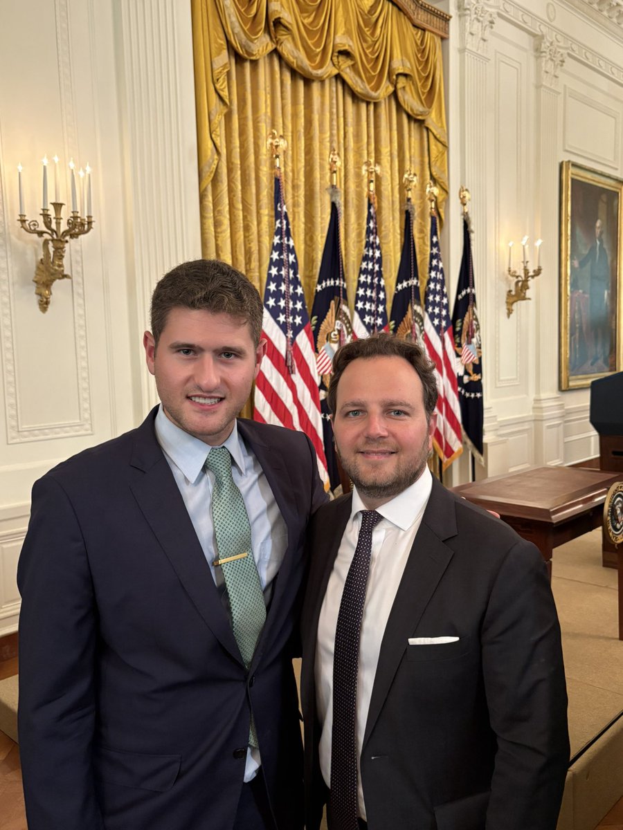 AlexAllaire2's tweet image. The @generalcatalyst Institute was honored to be present at the @WhiteHouse this afternoon for the historic signing of the bipartisan GENIUS Act, a bill that codifies rules for companies that issue or utilize U.S. dollar-backed stablecoins. As President Trump so eloquently…