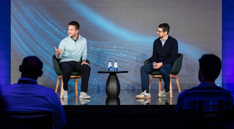 jlowin's tweet image. I was honored to open @PayPal's first-ever AI Summit!
Watching a company at this scale commit to radical transformation is astounding and inspiring, and I got to see this not only from the keynote stage but in hours of conversations with the AI, LLM, and MCP teams after.…