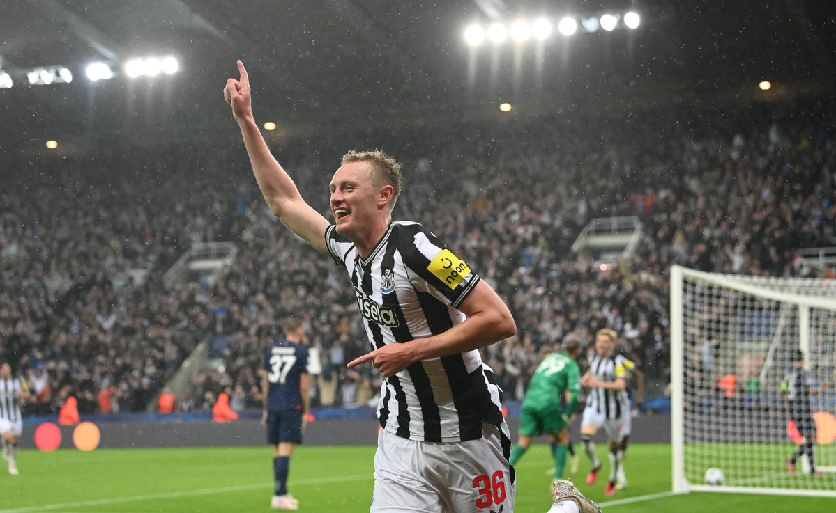 AaronJStokes's tweet image. Worth remembering @seanlongstaff97 featured 41 times in the 22/23 Champions League qualification season &amp;amp; 46 times the following year. When Eddie Howe needed him, he stepped up. 

PSG, Southampton semi-final &amp;amp; many more memorable contributions from him in recent years 👏 #NUFC