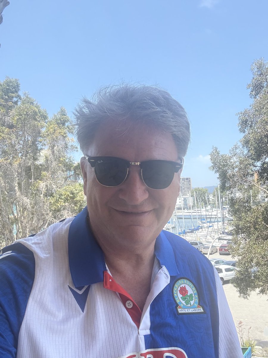 garysmith2301's tweet image. I’m on my way!
Meeting up with other Rovers Nomads in Torreveija over the weekend.
One from Cape Town.
Two riding bikes down
Two in a car
One already in Malaga
My boy flying in tomorrow
Can’t wait!
See some of you there.
Vamos Rovers 👊🏼💫🔵⚪️🍻
