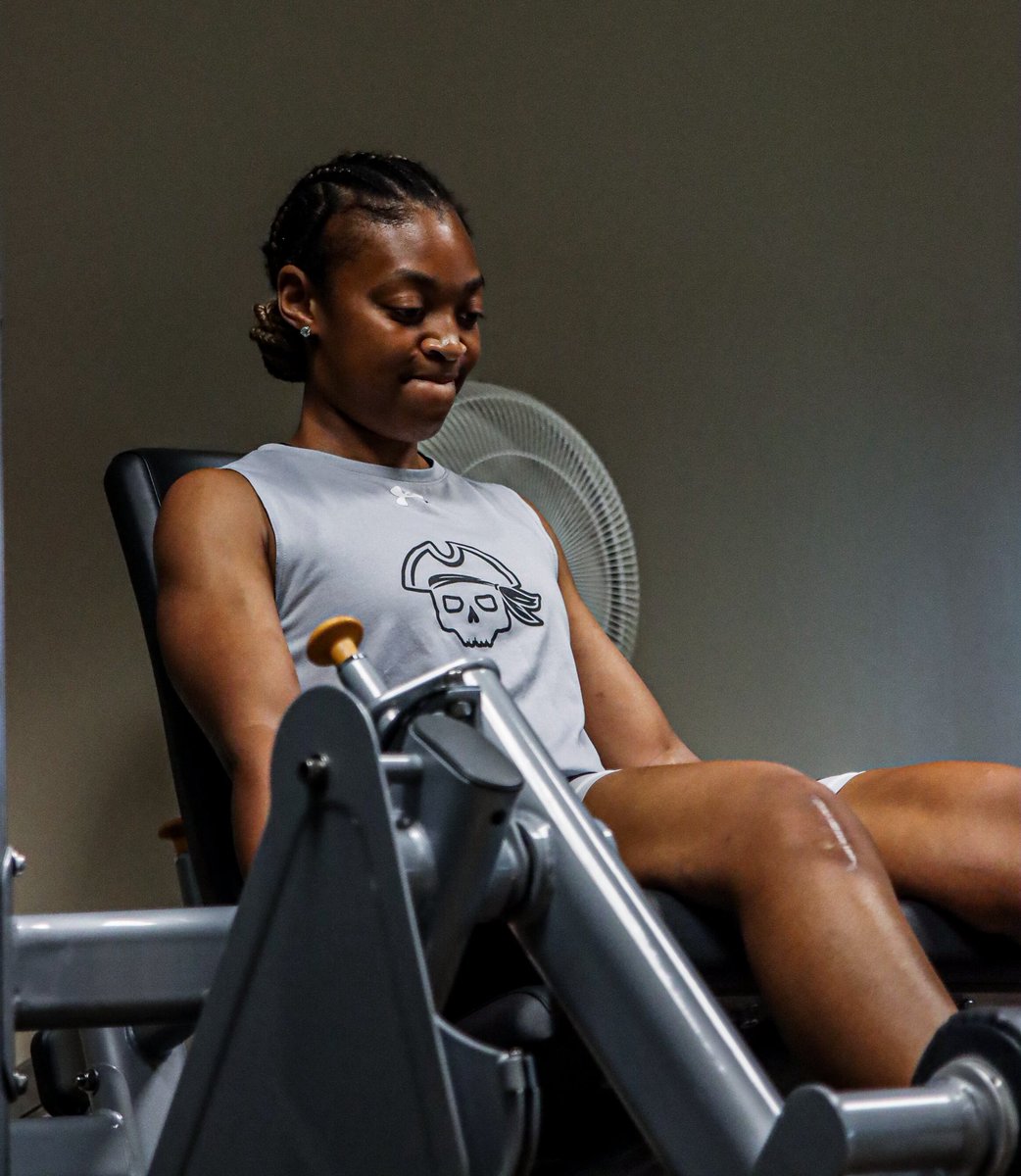 SheltonStateWBB's tweet image. 𝐋𝐀𝐘𝐈𝐍𝐆 𝐓𝐇𝐄 𝐅𝐎𝐔𝐍𝐃𝐀𝐓𝐈𝐎𝐍 💪