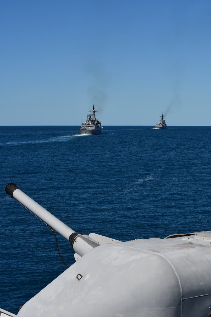 📍Australie | L’exercice multimilieux TALISMAN SABRE 25 se poursuit aux côtés des partenaires 🇳🇿🇦🇺🇺🇸🇨🇦🇰🇷🇯🇵🇳🇱🇹🇴🇬🇧🇩🇪🇵🇬🇮🇳🇮🇩🇳🇴🇹🇭🇫🇯🇵🇭🇸🇬🇫🇷

➡️ Opérations aéroportées et maritimes complexes.

🎯 La 🇫🇷 s’engage pour promouvoir un espace indopacifique libre, ouvert et stable.