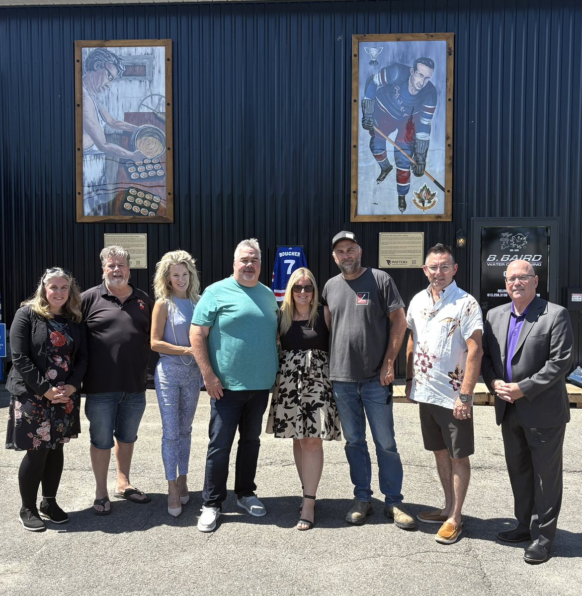SteveClarkPC's tweet image. With Mayor Nancy Peckford for a wonderful celebration of North Grenville’s history today at the unveiling of Kemptville’s Heritage Murals.
The murals feature two local legends - NHL Hall of Famer and Stanley Cup champ Frank Boucher & Leonard Grahame, whose Grahame's Bakery…