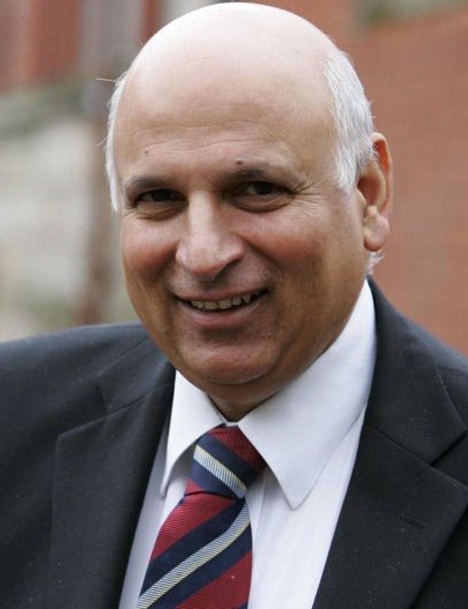 TheGrimm5's tweet image. GRIMM REPORT BREAKING NEWS
@AnasSarwar has formally asked Foreign Secretary @DavidLammy to contact the Indian government to secure the release of his Father former Labour MP Mohammad Sarwar from house arrest for alleged corruption while Governor of Punjab.He is yet to get a reply