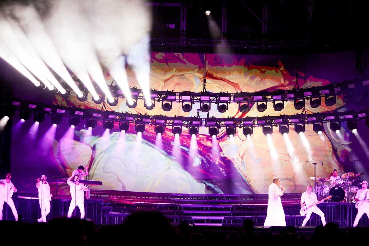 boseofficial's tweet image. ALICANTE, QUÉ MANERA DE DARNOS UN SUBIDÓN TOOOOTAL!!!!! FUE UNA NOCHE EXTRAORDINARIA!!! OS ECHABA DE MENOS!!!!! #TourImportante