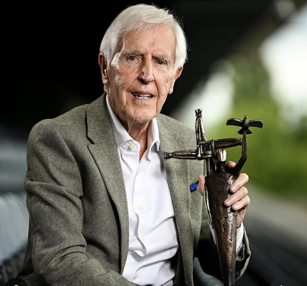 Congratulations to an laoch Eddie O'Donnell, inaugural recipient of the GPA's Croí Bhríde award for his service to the game of hurling and it's players in his own unique, kind and generous spirit throughout his lifetime. Comghairdeas leat a chara...