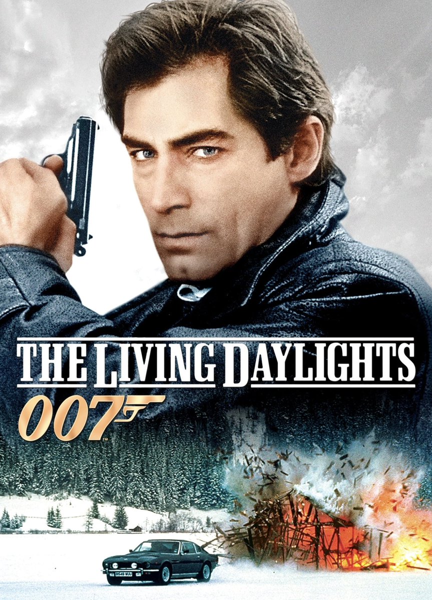 GelNerd's tweet image. Sometimes you just need some Dalton to kickstart the weekend.
#NowWatching ‘The Living Daylights’ 🪂