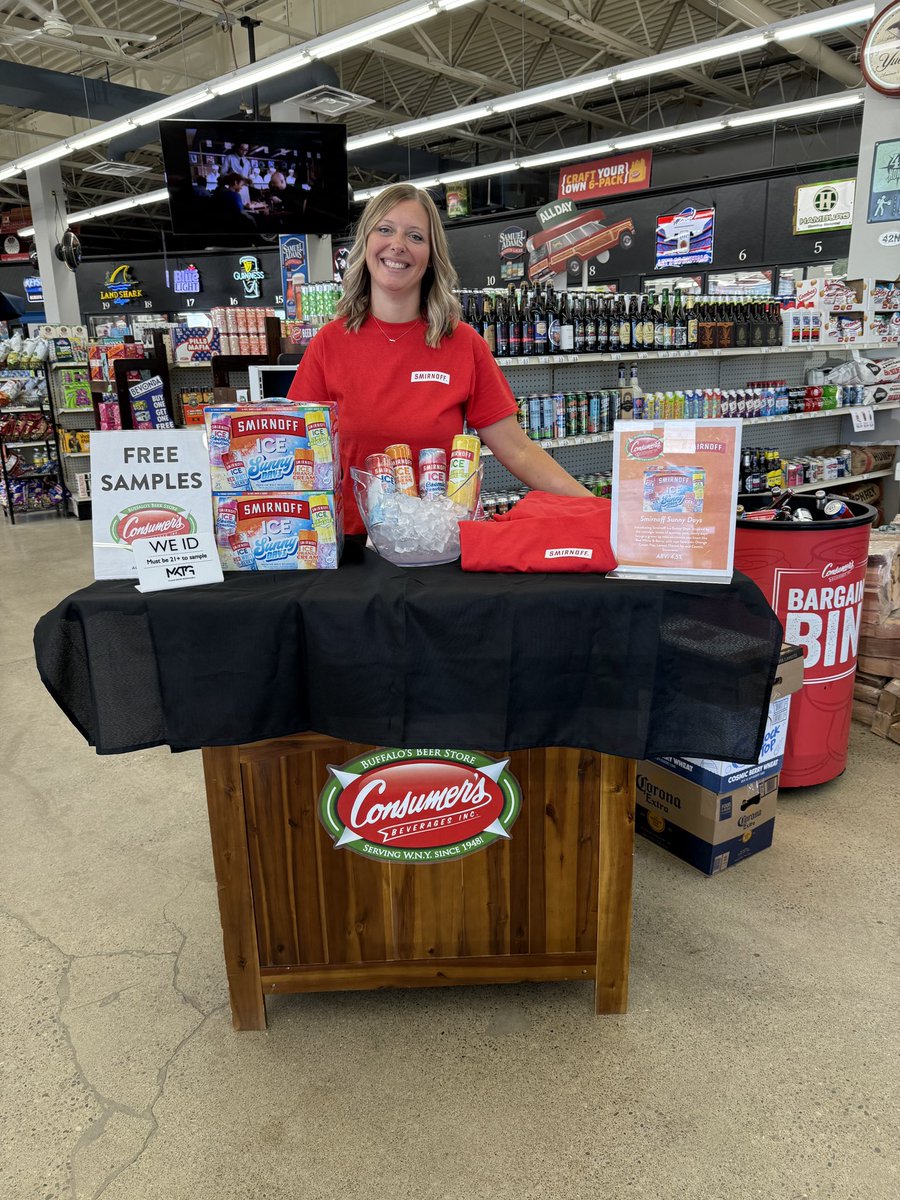ConsumersBeer's tweet image. Stop by our Clinton Street location from now until 6:00pm to try a sample of Smirnoff Sunny Days!