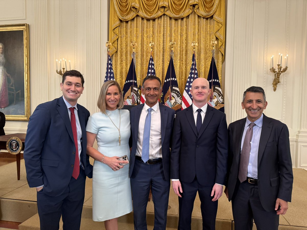 karacalvert's tweet image. Absolutely incredible day! Thank you to @POTUS for signing into law the GENIUS Act, landmark legislation that will revolutionize finance. I’m also grateful to @brian_armstrong, @iampaulgrewal, @emiliemc, @faryarshirzad and the rest of the Coinbase executive team for having the…