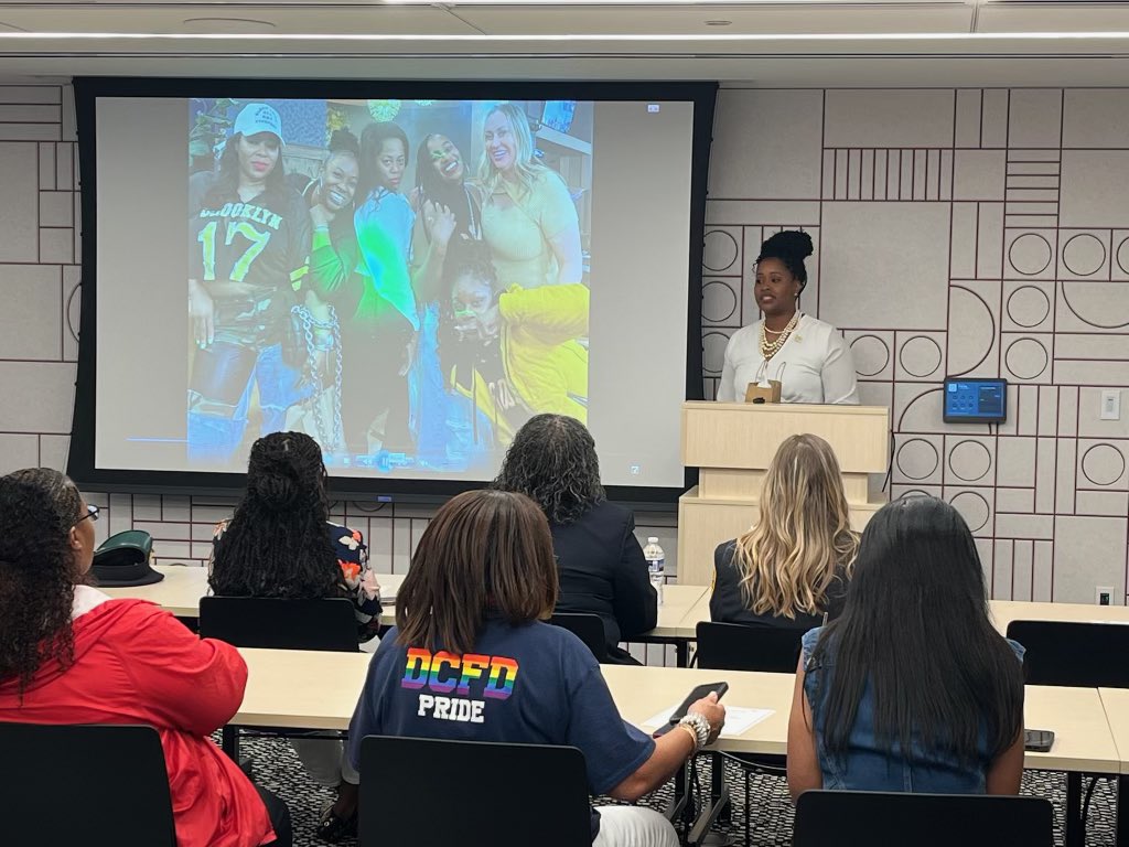 OVSJG_DC's tweet image. Today, Director Porter was the guest speaker for @dcfireems Empowering Women to Lead (EWTL) 2024-2025 cohort commencement ceremony. This program has prepared the participants to embark on their leadership journeys. #womenleaders