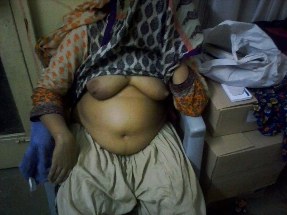 chunsa check kerwa rai hay shouqeen logo ko