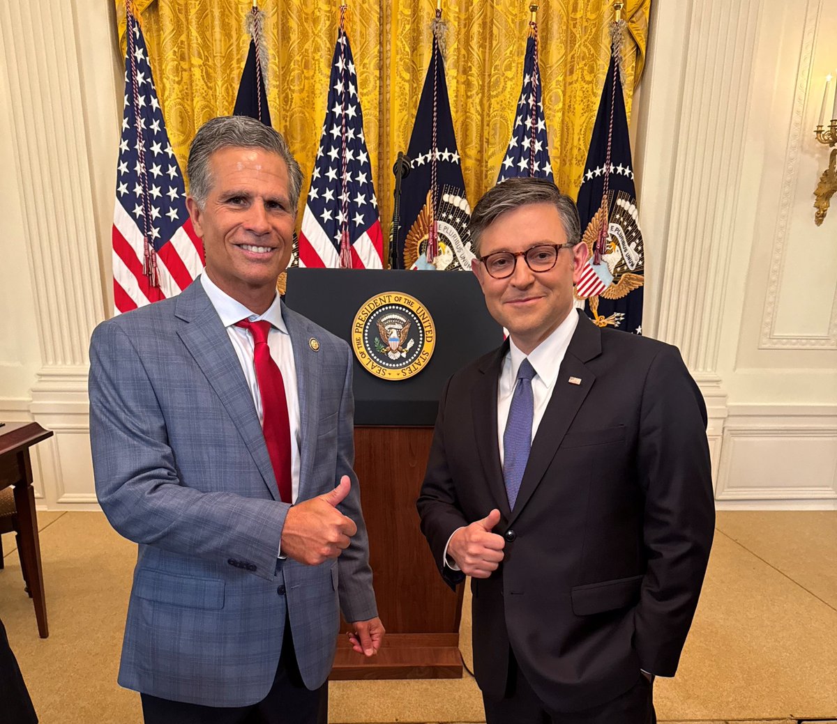 RepMeuser's tweet image. This afternoon, I joined President Trump, Speaker Johnson, Chairman French Hill, and fellow members of the @FinancialCmte for the signing of the GENIUS Act into law.
As a Subcommittee Chairman on the Financial Services Committee, I’m working to advance President Trump’s agenda…