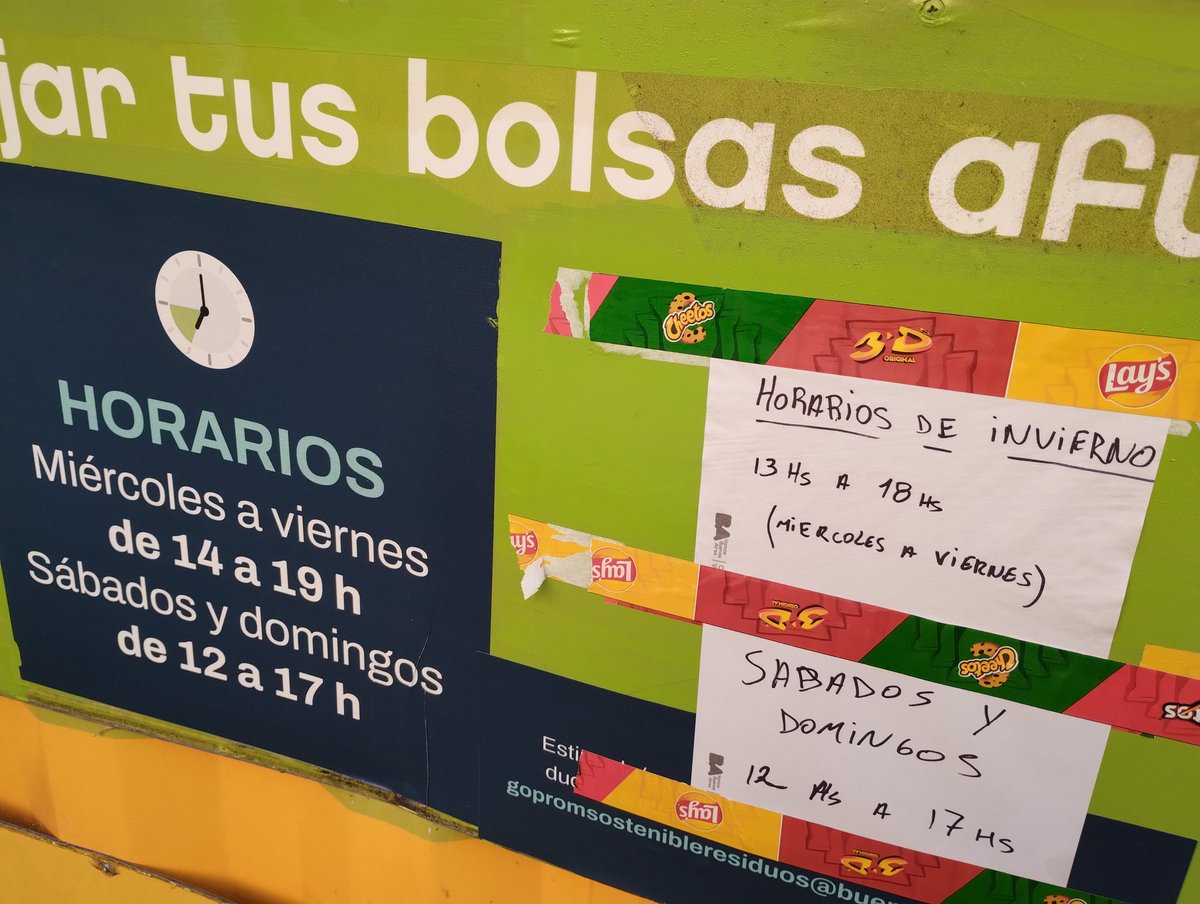 Eduardo Fabregat (@efabregat) on Twitter photo Sos un ciudadano responsable y vas a tirar tus residuos electrónicos en el punto que te indica el <a href="/gcba/">Buenos Aires Ciudad</a>. Llegás a las 17.30 y te encontrás con esto. Volvés a casa con la misma bolsa. Esto también es ajuste. Sos un ciudadano responsable y vas a tirar tus residuos electrónicos en el punto que te indica el <a href="/gcba/">Buenos Aires Ciudad</a>. Llegás a las 17.30 y te encontrás con esto. Volvés a casa con la misma bolsa. Esto también es ajuste.