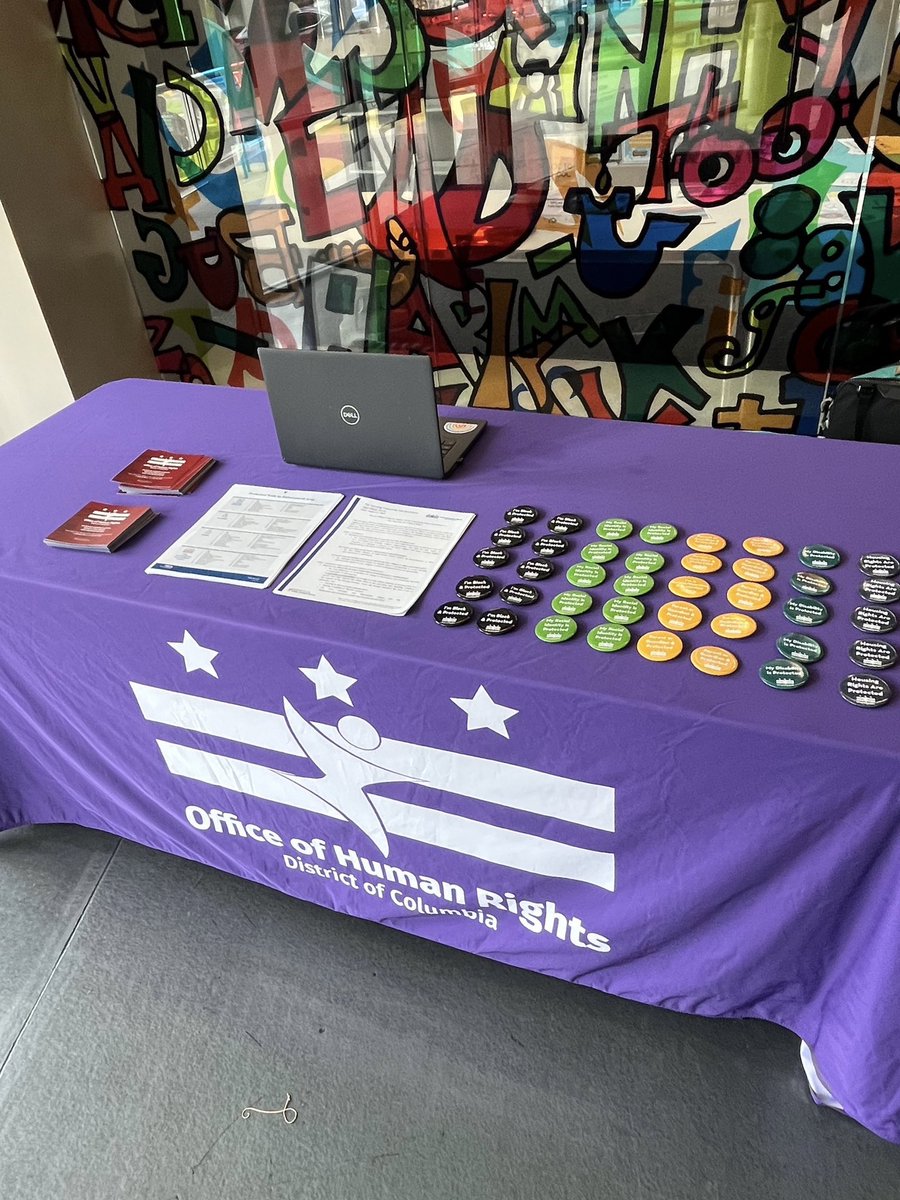 SafeDC's tweet image. This week at PSJ
✅ DMPSJ joined @DMEforDC for the Campus Safety Summit leading Safe Passage training
✅ OHR held office hours at Anacostia Library on discrimination and complaint processes
✅ Baltimore 911 toured OUC, saw the Sim Lab, and discussed tech and center consolidation