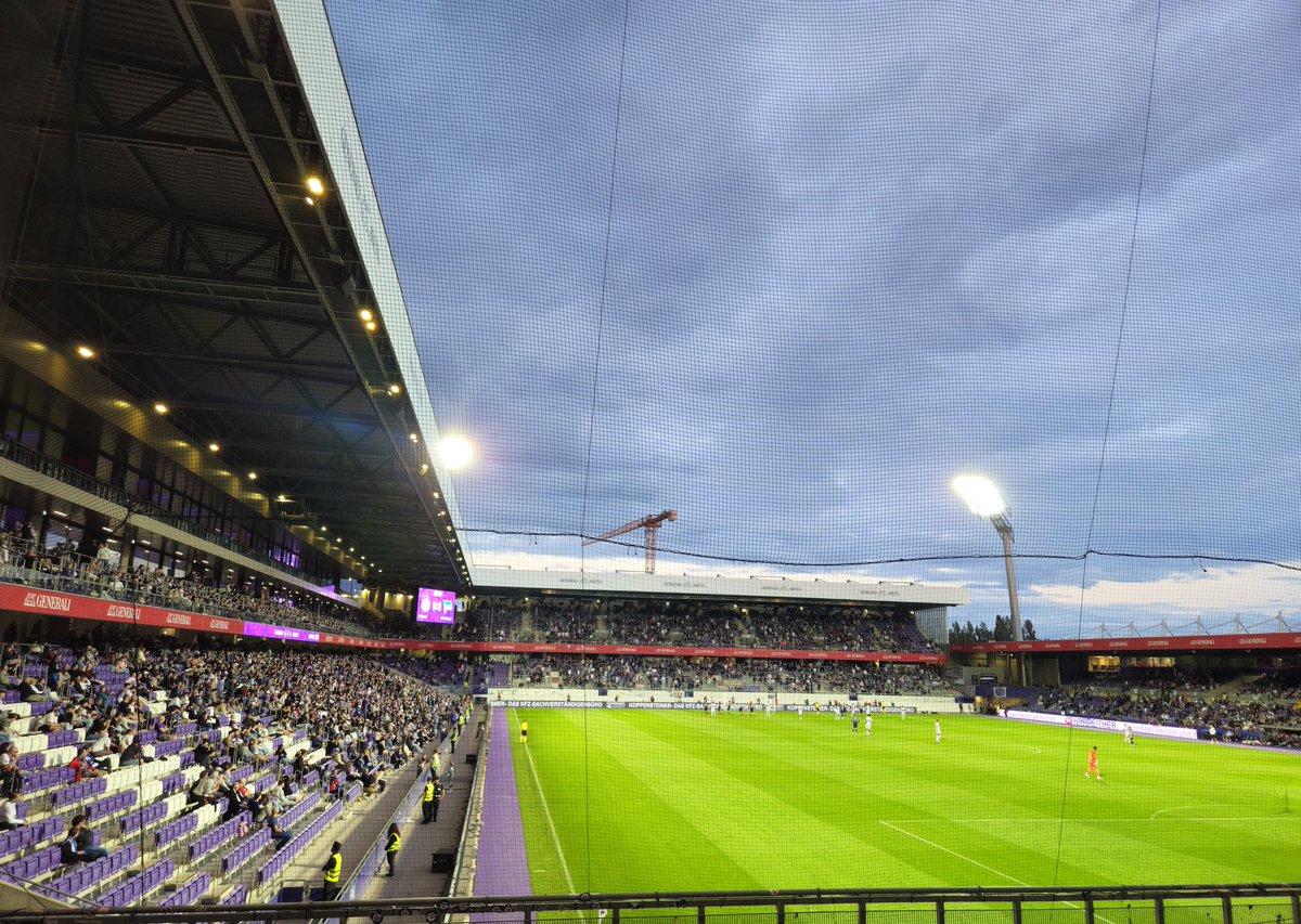 Hässliche Stadt, schöner Fußball #hahohe