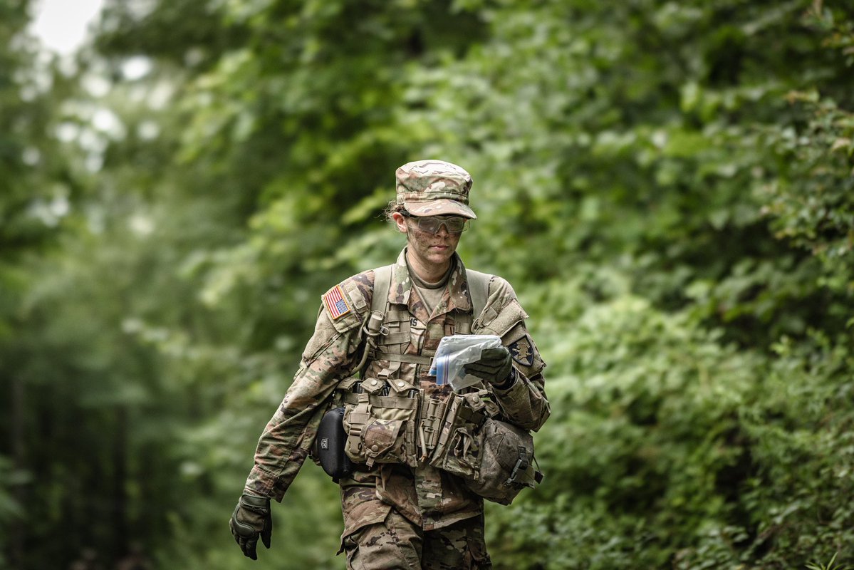 WestPoint_USMA's tweet image. Cadet Basic Training is in full swing! 🫡
Now in uniform and embracing the Soldier’s mindset, cadets are diving into the fundamentals: learning how to handle their rifles, navigate the land and communicate in the field.
#CST2025 #USMA2029 #BeastBarracks