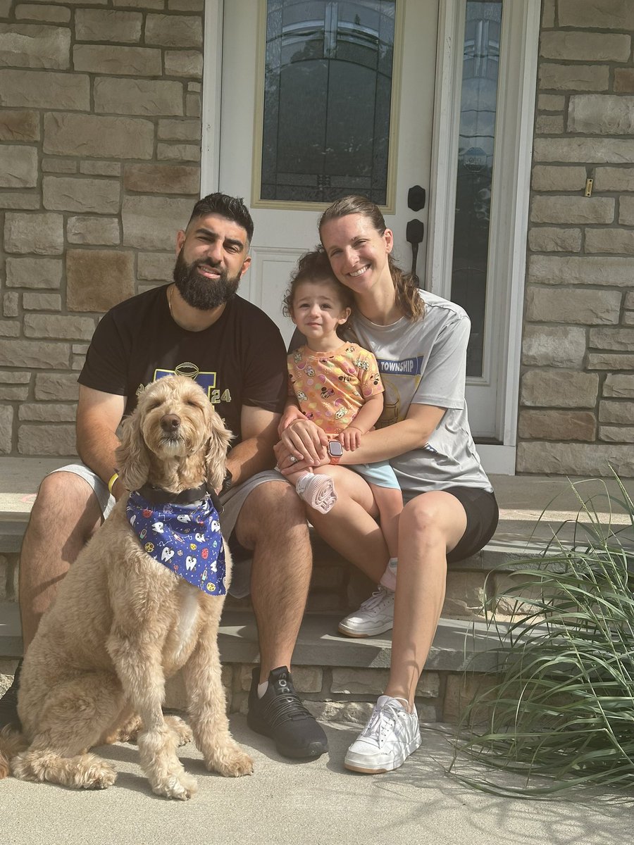 CoachTFarrell's tweet image. After these 5 years, it’s time to say goodbye to the place that saw it all — a pandemic, a wedding, a dog, a baby girl… and so many memories in between. This house was more than walls and a roof — it was home. On to the next chapter, with a full heart. 🏡♥️
@sophsfarrell