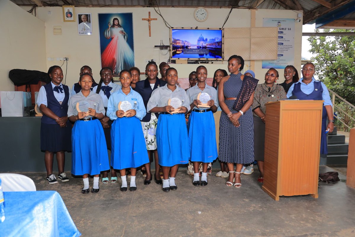 IreneMugisha's tweet image. Honoured to join Rubaga Girls’ Secondary School, my alma mater, in celebrating 58 years of excellence. As Vice President of the Alumni Association, it was a blessing to be part of this milestone graced by the Most Rev. Paul Ssemogerere, Archbishop of Kampala. #RUOGA #Mentoship