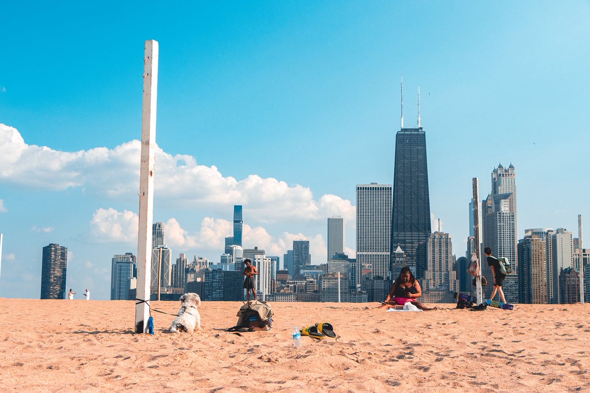 TheJvandy's tweet image. Concrete Beach? Sand Beach? Who Cares, Let’s Swim.
Chicago, Illinois