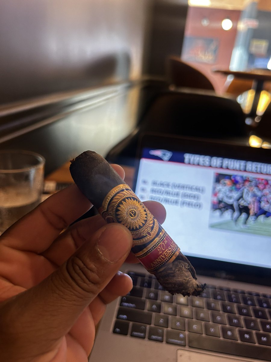 CoachCoreyD-CUC (@coachcoreyd) on Twitter photo Itโs been a while Old Friend! <a href="/PerdomoCigars/">Nick Perdomo</a> 
๐๐ฅ๐จ Itโs been a while Old Friend! <a href="/PerdomoCigars/">Nick Perdomo</a> 
๐๐ฅ๐จ