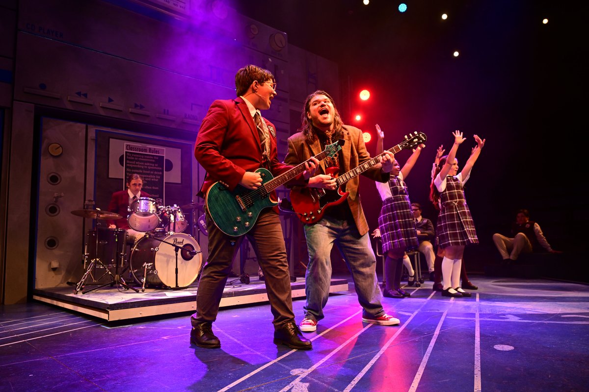 You're in the Band! 🎸🎶

"School of Rock" opens tonight and runs through August 3. Don't miss face-melting rock n' roll! Get your tickets at bit.ly/3RVSVkh