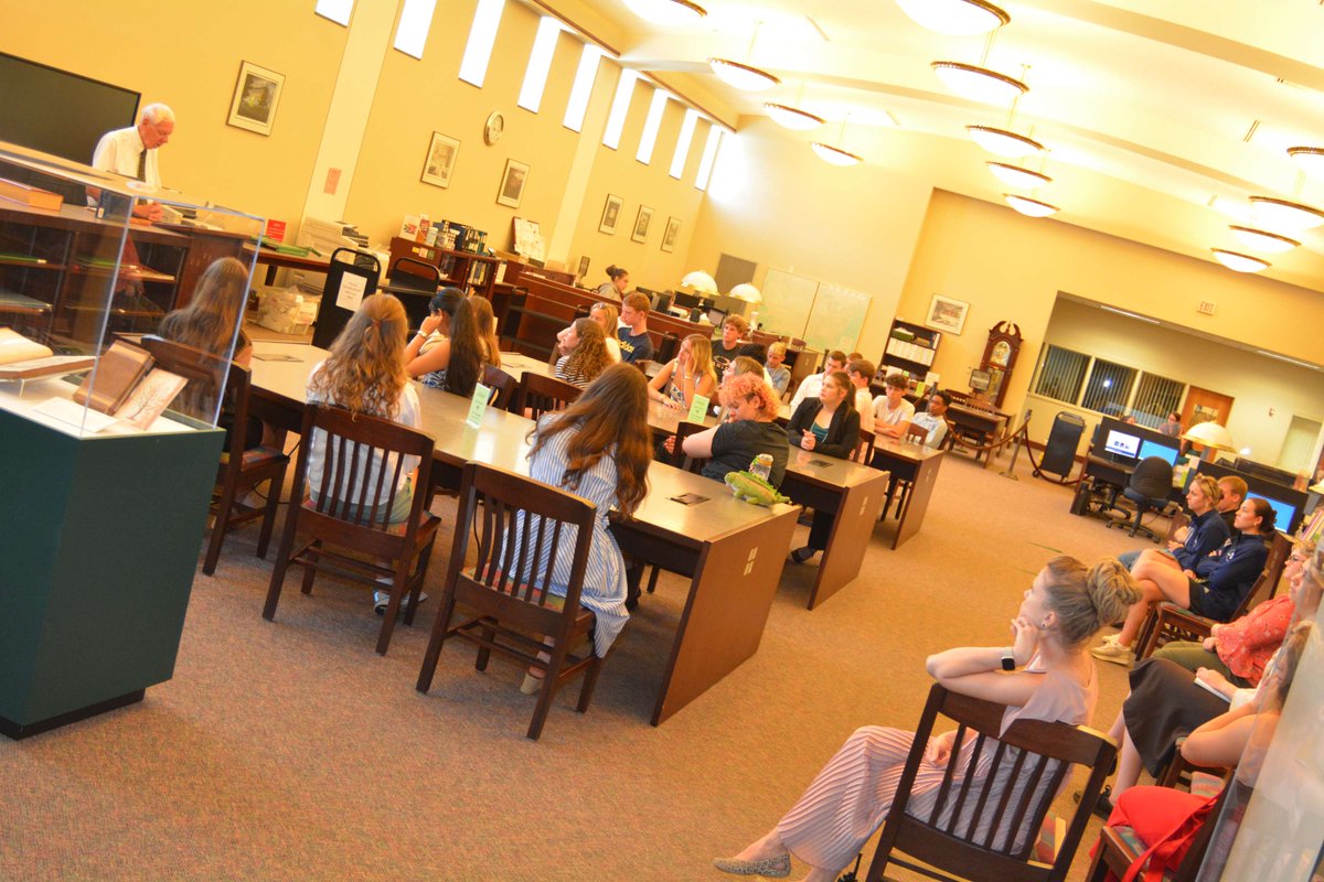 It's always nice to have the University of Louisville's McConnell Center Scholars (@ulmcenter) with us. Today, they visited our research library and examined the original 1792 Kentucky Constitution. <a href="/uofl/">University of Louisville</a>