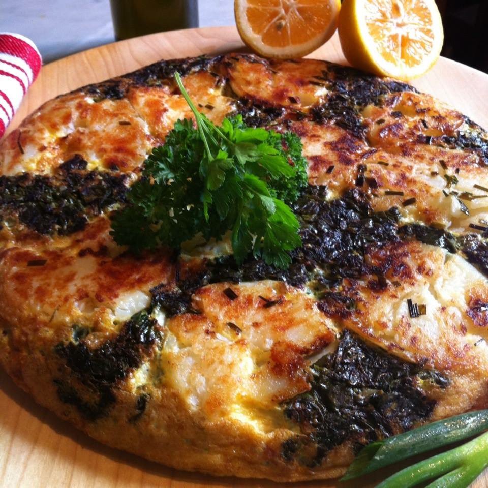 nineov's tweet image. What’s in our food that’s builds immunity #cookbook #healthy #organic #taste #flavours #photography #foodstudies #foodies #chef #magazine #wine #tasty #art #yummy 🖼️ #frittata