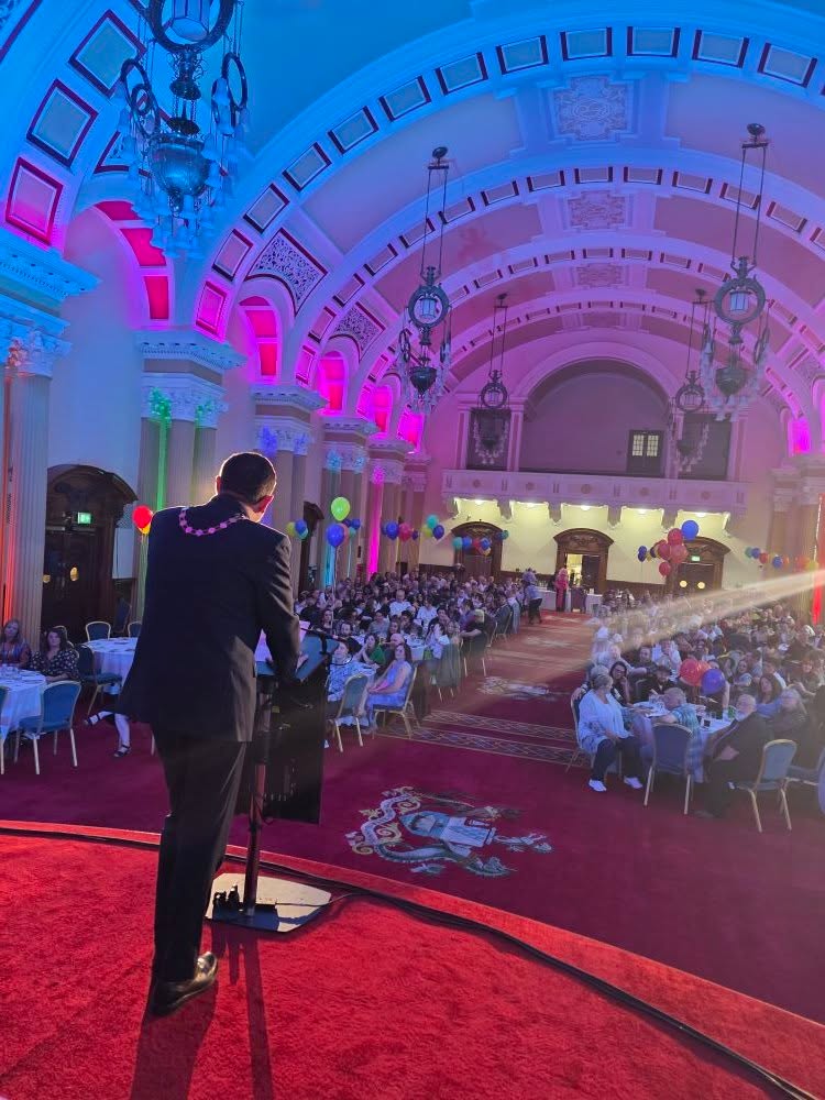 PaulDoherty___'s tweet image. 🏳️🌈 Honoured to launch Belfast Pride 2025 - the biggest Pride festival on the island of Ireland!
Pride is more than a celebration - it’s a statement of who we are as a city: open, inclusive, and proud of our diversity.
Thank you to everyone who makes this happen. Let’s make…