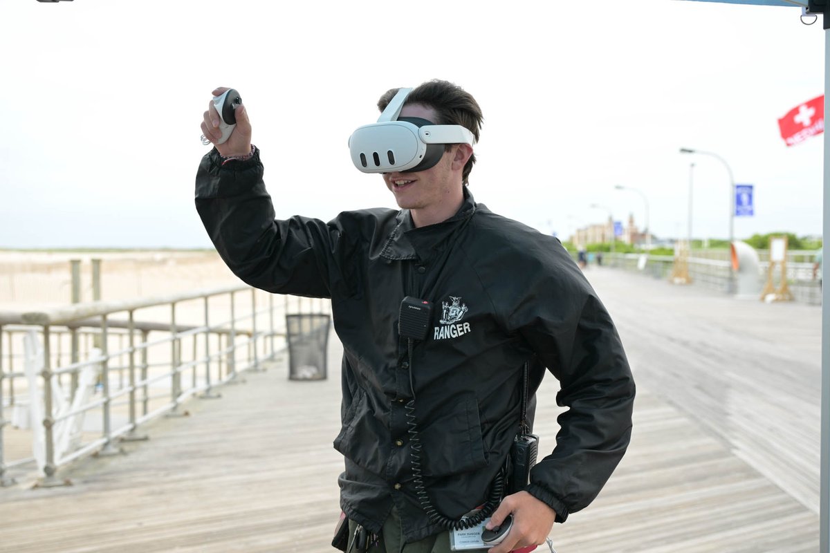 NYstateparks's tweet image. Did you know that rip currents are responsible for 80 percent of beach rescues? On Long Island, beachgoers are learning how to "break the grip of the rip" with water safety education and VR headsets. Get a look at this innovative program on our blog. loom.ly/JsRhT1Y