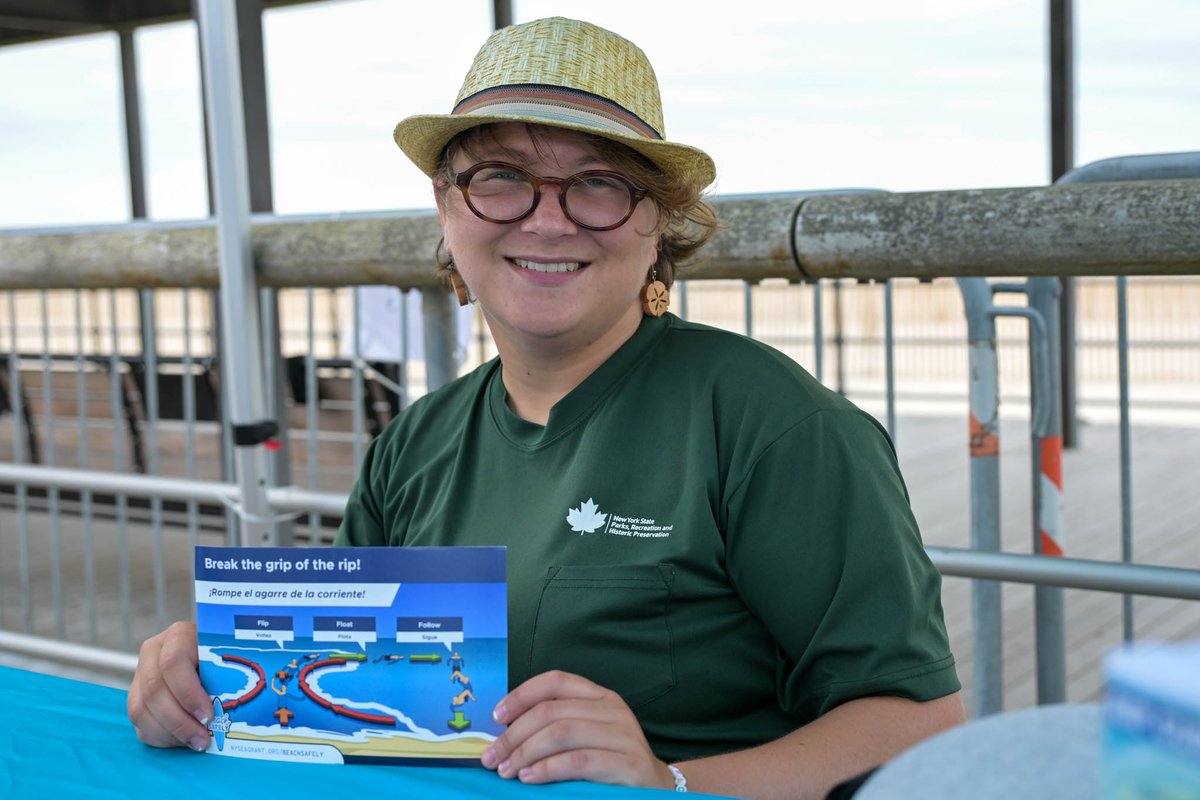 NYstateparks's tweet image. Did you know that rip currents are responsible for 80 percent of beach rescues? On Long Island, beachgoers are learning how to "break the grip of the rip" with water safety education and VR headsets. Get a look at this innovative program on our blog. loom.ly/JsRhT1Y