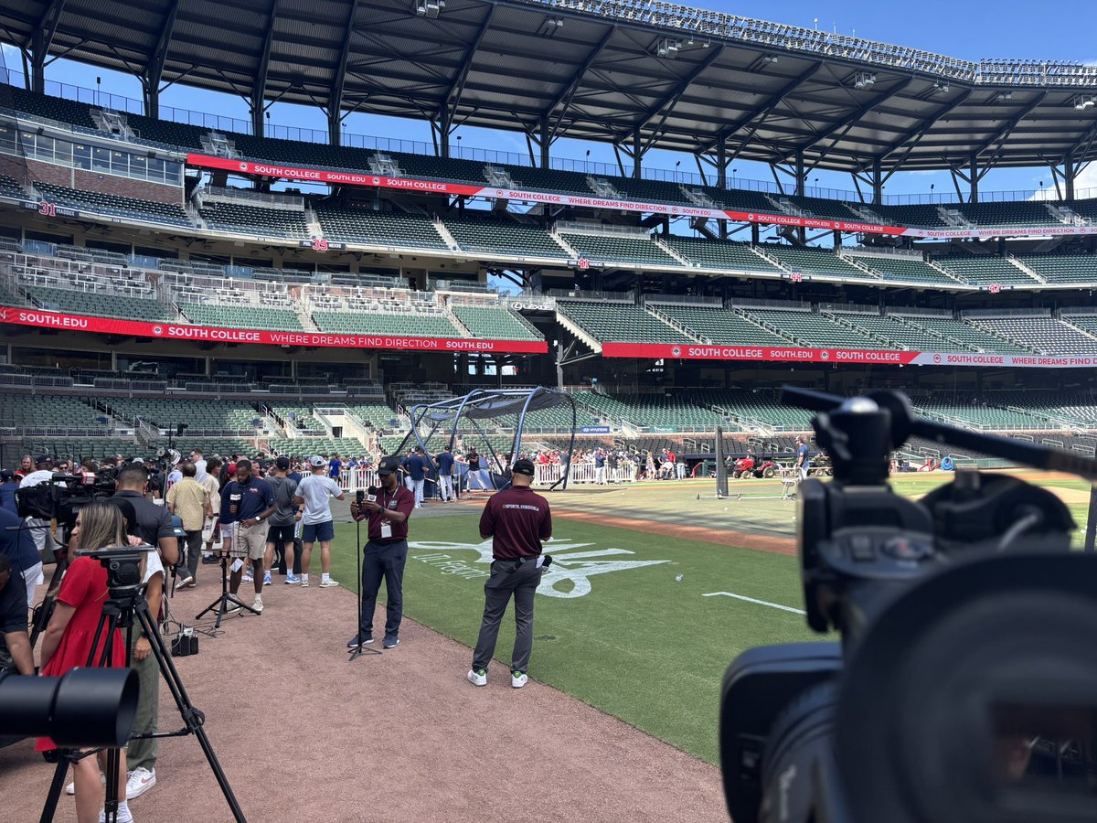 DavisBakerTV's tweet image. When in Atlanta! Braves opening up the second half with the Yankees at Truist Park.
You’ll be able to watch tomorrow nights game on WSFA courtesy of Braves on Gray.
We’ll be live at 4:30 and 5 on
@wsfa12news @wsfa12sports