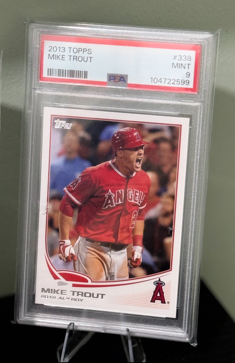 Lebowski_84's tweet image. 💥 1st ever GIVEAWAY 💥
⚾️ MIKE TROUT 2012 AL ROY PSA MINT 9 ⚾️
To enter
1. Follow
2. Retweet
3. Like
Drop a comment if you want 🔥 this will be a longer running comp in the hope of getting like minded followers and get my account moving in the right direction
+WINNER DRAWN…