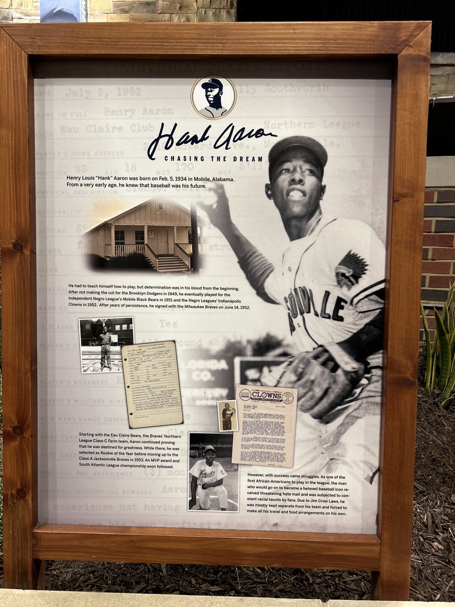 phitter72's tweet image. And to cap off the night, Henry Aaron is represented well at Truist Field.
Actual end of 🧵.