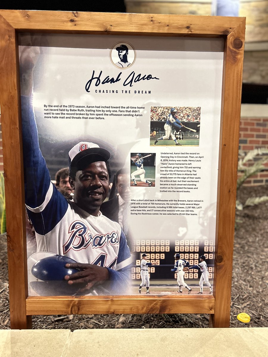 phitter72's tweet image. And to cap off the night, Henry Aaron is represented well at Truist Field.
Actual end of 🧵.