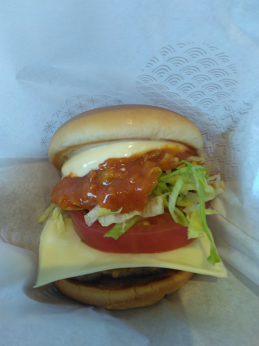 モスの新商品 モスタコスバーガーが旨いと聞いて食べてみた.....

普通に美味しかったけども、モスチーズバーガーの方が好きですね。ごめんなさい(>_<)
#モス #モスバーガー