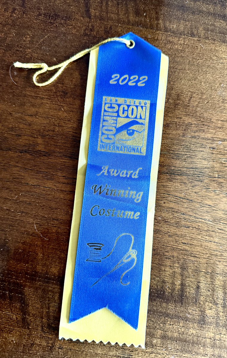 Spottacus's tweet image. 3 years ago winning a judges award for costuming at San Diego @Comic_Con. Suit by @clckwrkcreature.