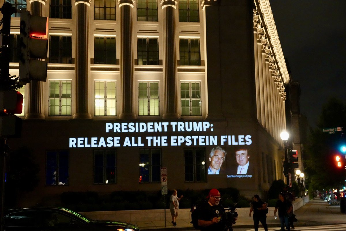 PenguinSix's tweet image. Projection protest on the side of the US Chamber of Commerce near the White House tonight.