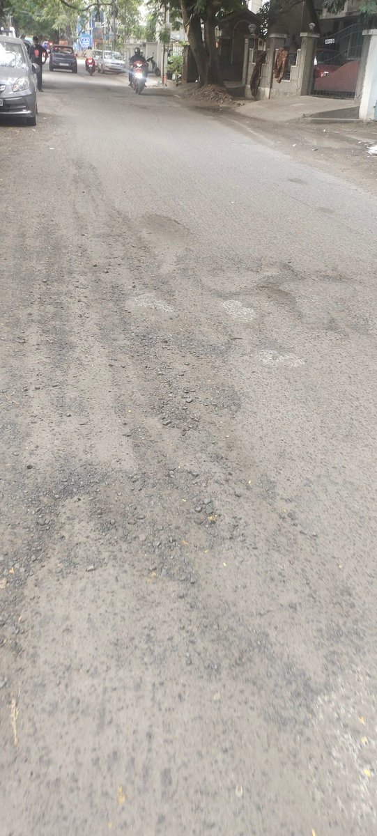 thanish1991's tweet photo. @chennaicorp it's been more than 1 month, the road at bawa street, Alwarpet was scrapped for relaying but the new road has not been relayed yet. Can this be checked and immediate action be taken ? https://t.co/iSpwhkDhoW
