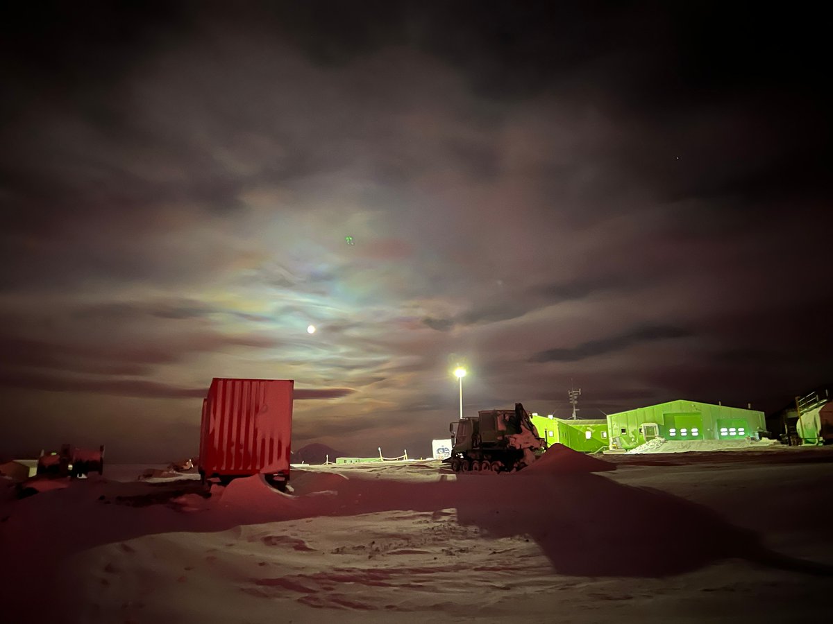Nacreous clouds, also known as polar stratospheric clouds (PSCs) are rare, iridescent clouds that form over polar regions during winter. 
They're best observed during civil twilight, when the Sun is between 1° &amp; 6° below the horizon. 
They're often more spectacular than auroras!