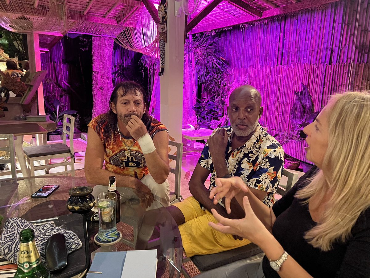 realhardmoney's tweet image. "Now we walk Satoshi's path together."
Threw a crazy little Bitcoin Social this week. And people actually showed up! It was great night. I Spoke with a couple women from different backgrounds that had some previous knowledge/ interaction with Bitcoin, but didn't really knowโฆ
