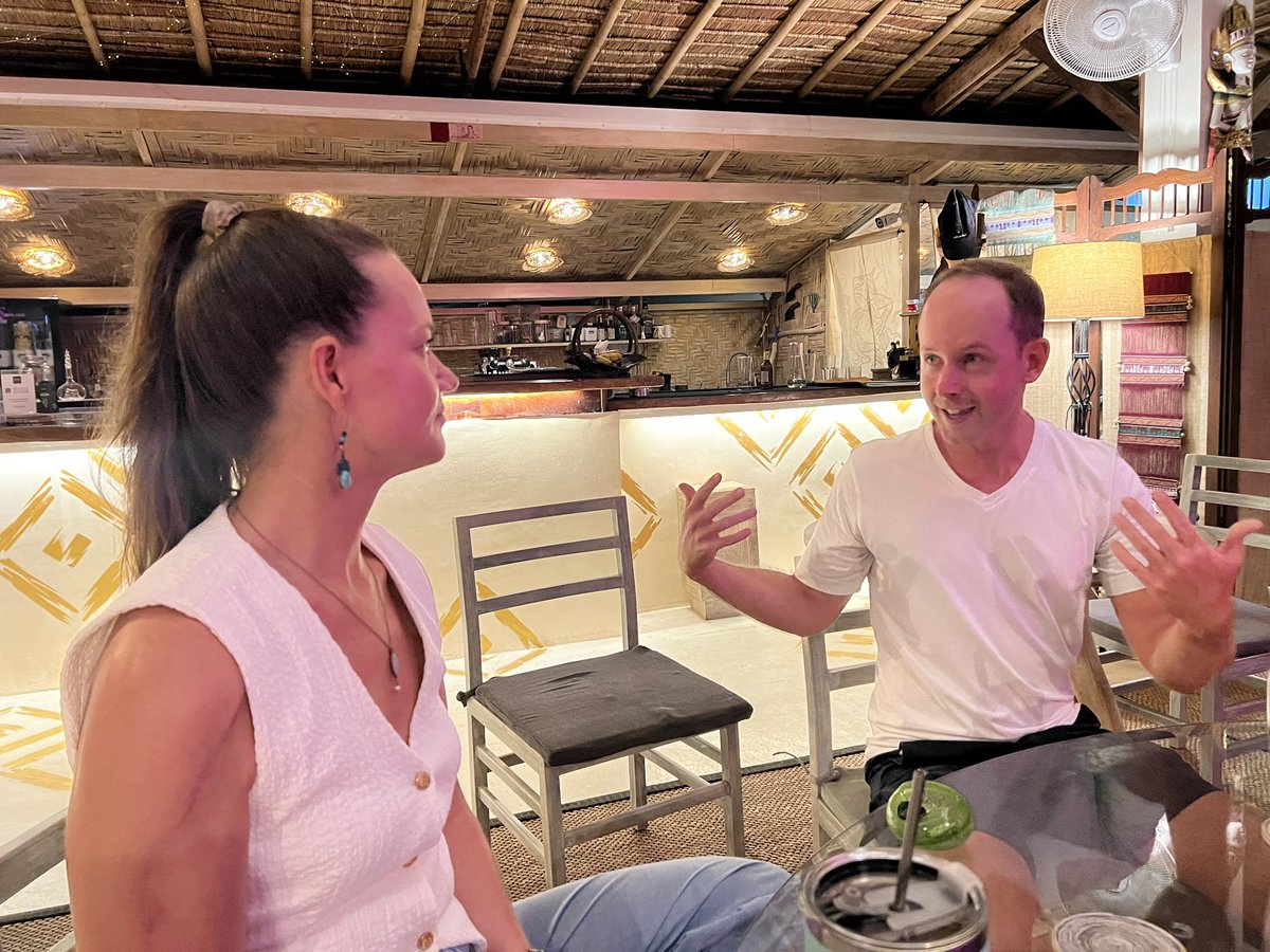 realhardmoney's tweet image. "Now we walk Satoshi's path together."
Threw a crazy little Bitcoin Social this week. And people actually showed up! It was great night. I Spoke with a couple women from different backgrounds that had some previous knowledge/ interaction with Bitcoin, but didn't really knowโฆ