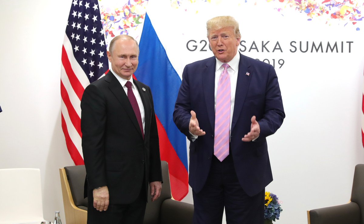 FiringLineShow's tweet image. "If #PresidentTrump completely does a 180 and says, you know what, we're now on the side of democracies...I'll be the first to cheer him on."
Democratic @SenatorSlotkin welcomes Trump's shift toward supporting Ukraine--and away from Putin.
On Spotify: bit.ly/3TP7Xto