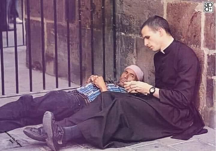 catholicashlyn's tweet image. “They will answer, ‘Lord, when did we see you hungry or thirsty or a stranger or needing clothes or sick or in prison, and did not help you?’ He will reply, ‘Truly I tell you, whatever you did not do for one of the least of these, you did not do for me.’” Matthew 25:44-45