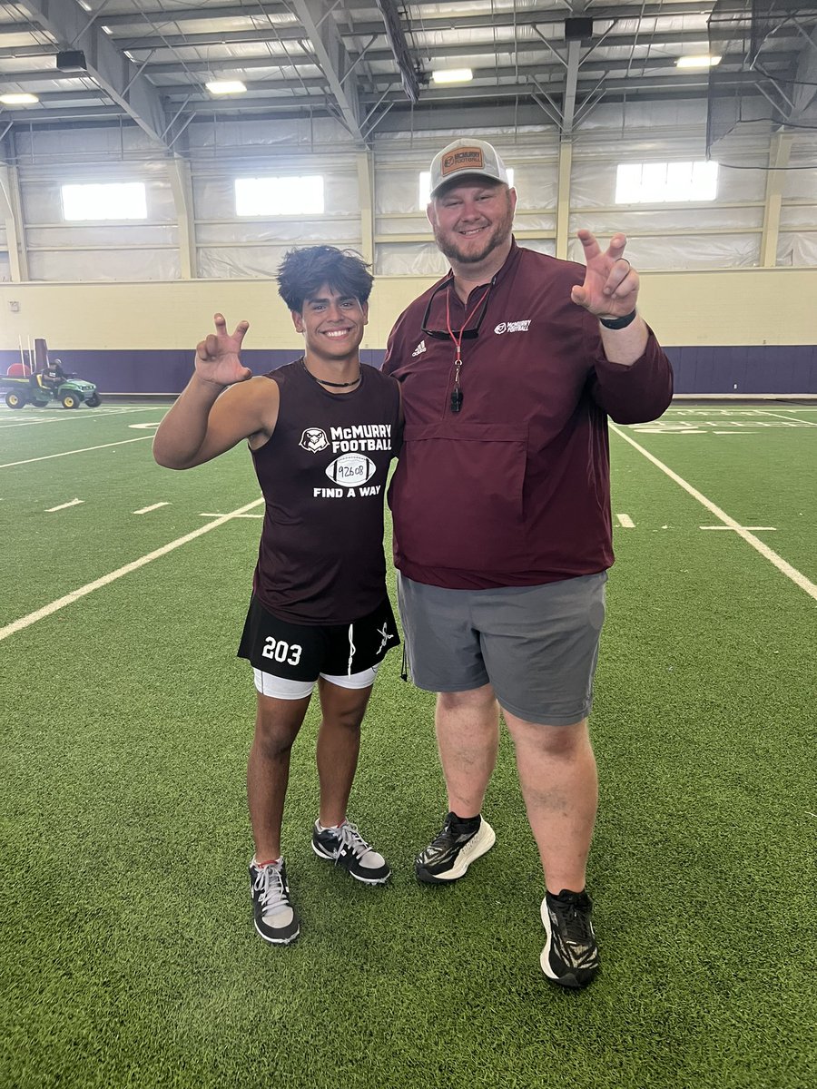 ian24moreno's tweet image. Had an amazing time competing at the @McMURRYFOOTBALL camp‼️ I learned to honor god, honor family, academic excellence, and what a team looks like‼️ Thank you @CoachNealMcM @CoachMNewby @brownfieldIV for the opportunity‼️ #FAW @CoachErnGarcia @DaileyCraig @Seguin_Football
